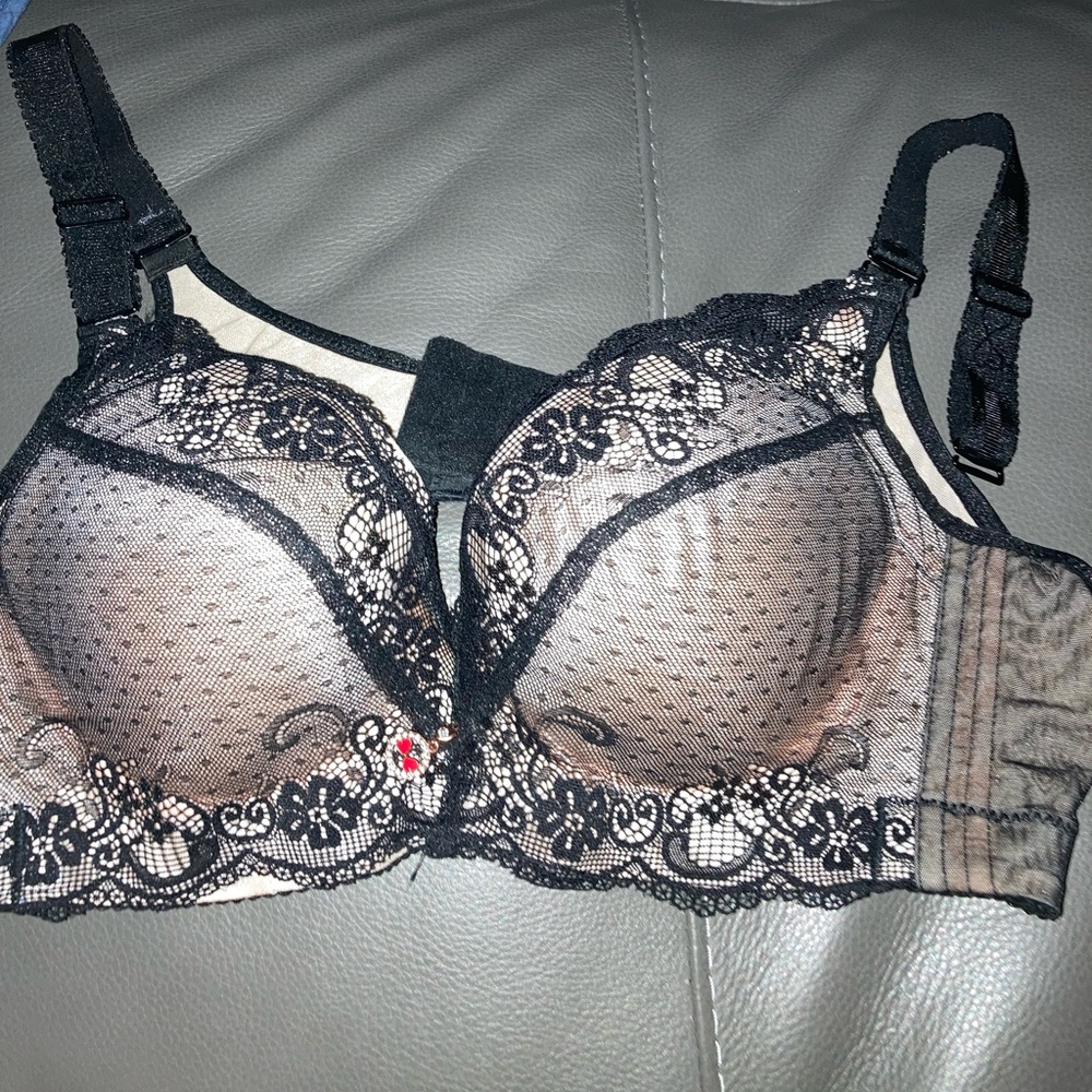Lace push-up bra size 44